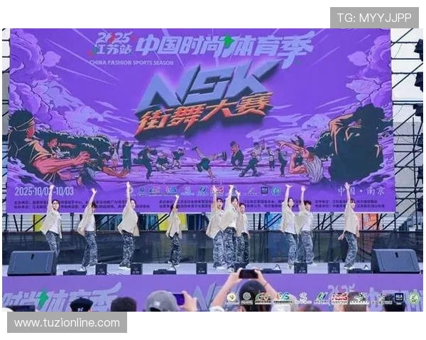 南京街舞队在世界攀岩锦标赛中以64分稳居积分榜首位