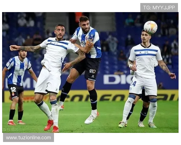 亨克与塞尔塔实力对比分析谁更具竞争优势与潜力 亨克与塞尔塔实力对比分析谁更具竞争优势与潜力