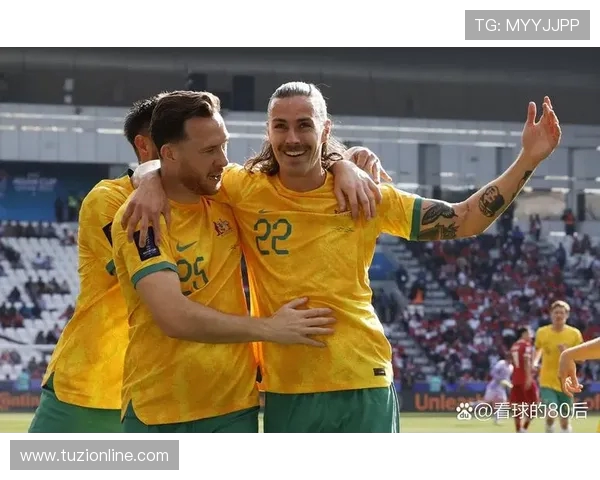 日本男足迎战澳大利亚球队力争在国际赛场上再创佳绩 日本男足迎战澳大利亚球队力争在国际赛场上再创佳绩