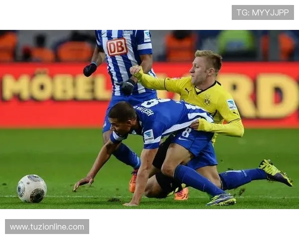 柏林赫塔与杜塞尔多夫激战在即谁能在这场德甲对决中笑到最后