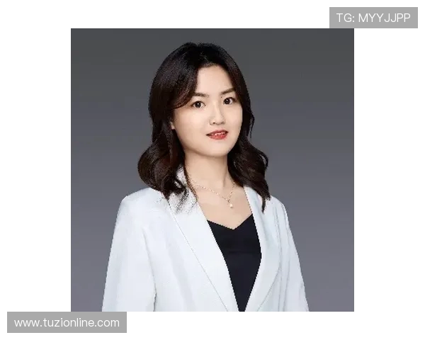 王岚的音乐旅程与人生哲学探索:从初出茅庐到璀璨星途的心路历程 王岚的音乐旅程与人生哲学探索:从初出茅庐到璀璨星途的心路历程