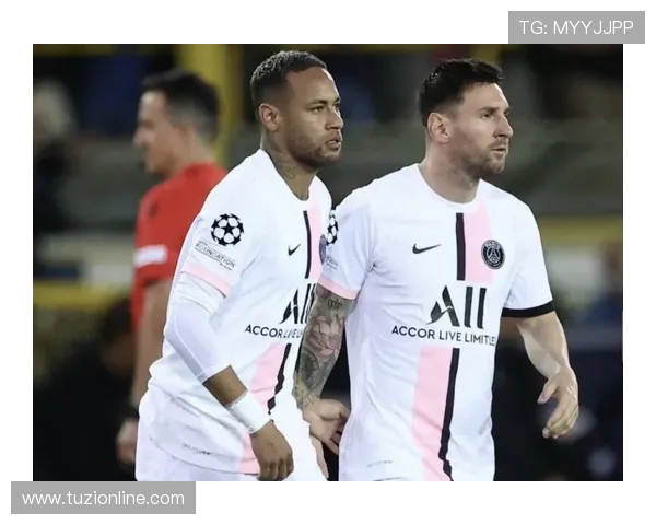 萨迪纳摩与贝夏普激战正酣球迷期待精彩对决与精彩进球 萨迪纳摩与贝夏普激战正酣球迷期待精彩对决与精彩进球