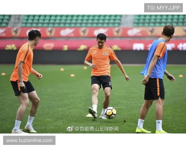 鲁能与恒丰激战正酣直播盛况尽在眼前不容错过