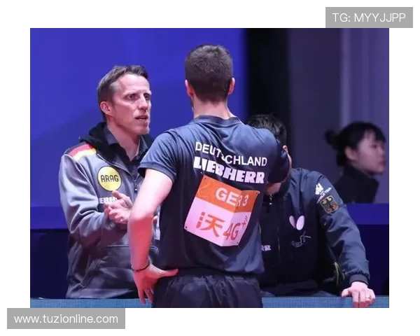 南京乒乓球队默契配合探秘：团队协作如何助力竞技水平提升