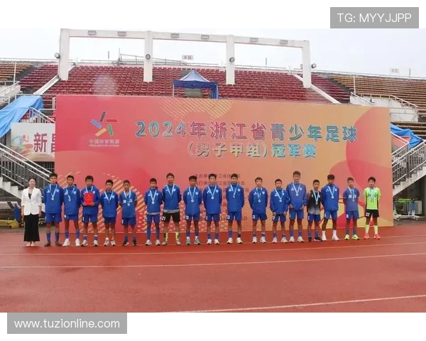 杭州足球队荣登足球战术排行榜第二名引发热议与期待