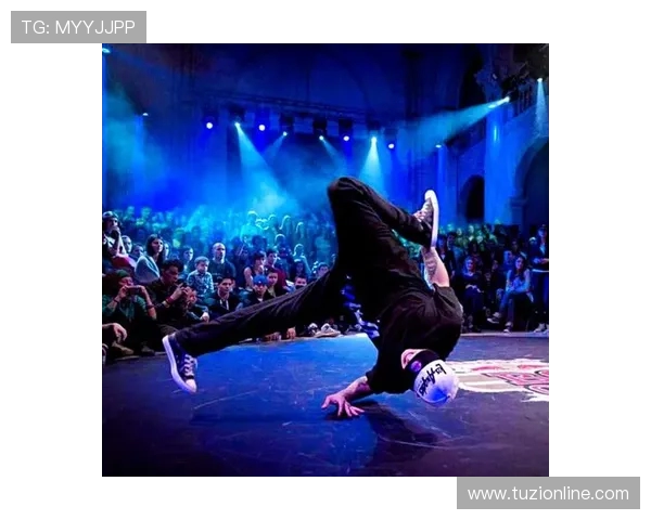 深圳街舞队的节奏揭秘：探索街舞文化的深层魅力与表现形式