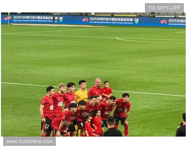 成都足球队实力强劲荣登全国足球实力排行榜第二名