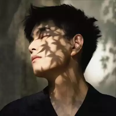 于希月